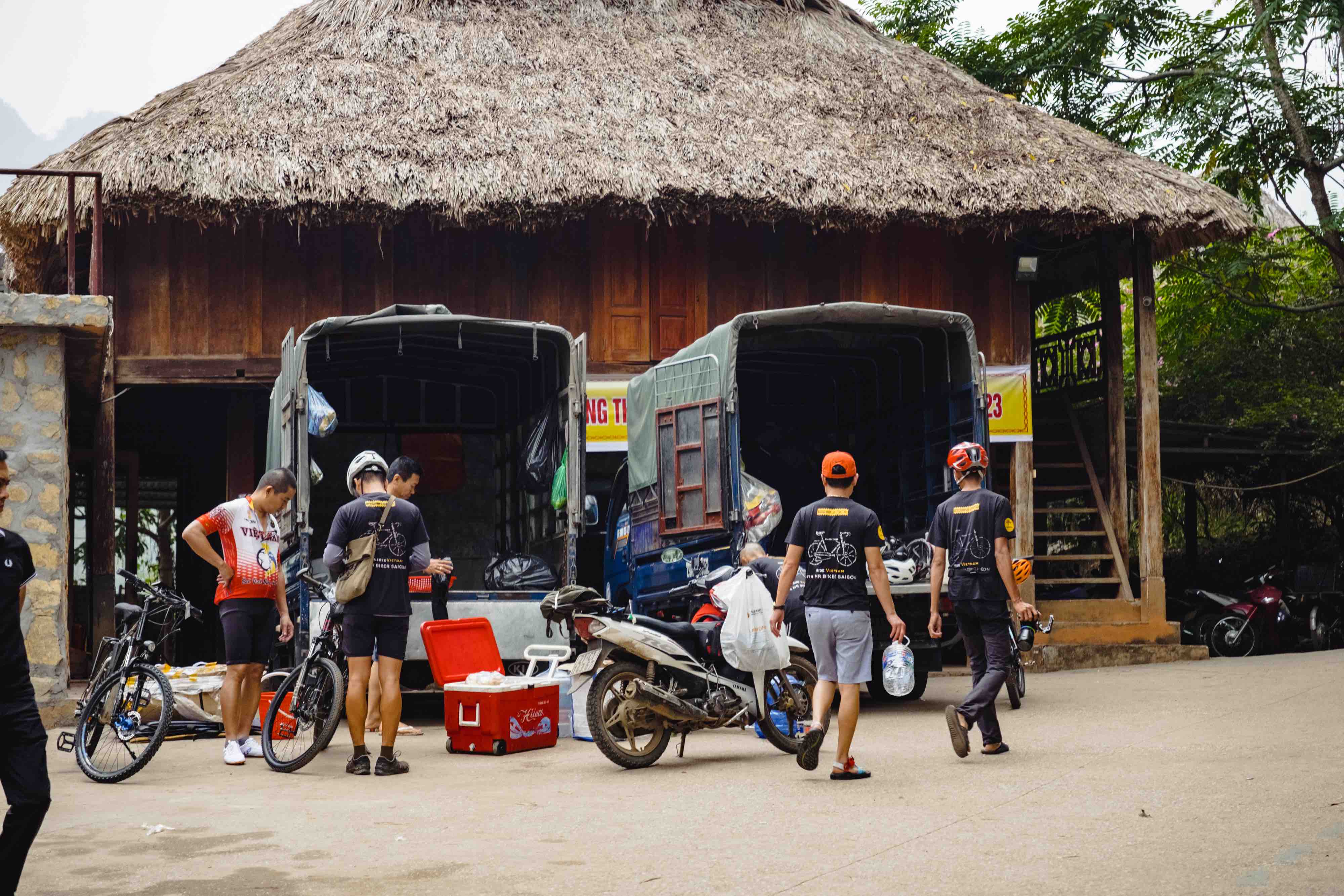 Vận Chuyển Tour Xe Đạp